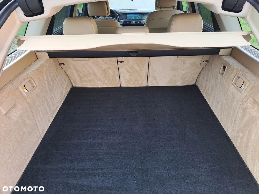 BMW Seria 5 520d Special Edition - 18