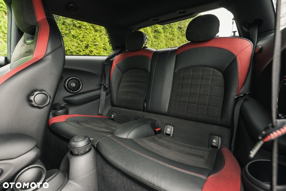 MINI John Cooper Works - 15