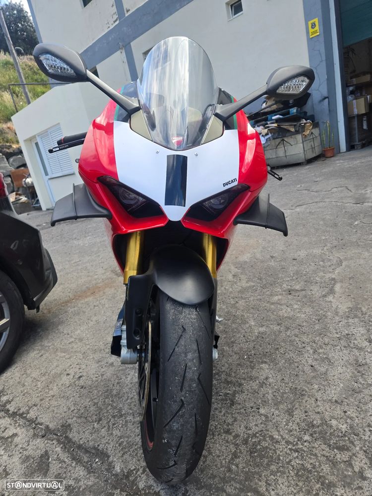 Ducati Panigale V4 S V4s - 2