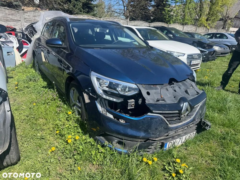 Renault Megane 1.5 Blue dCi Zen - 2