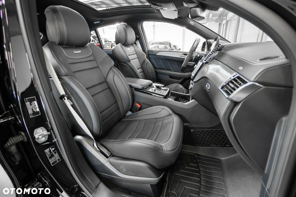 Mercedes-Benz GLE - 23
