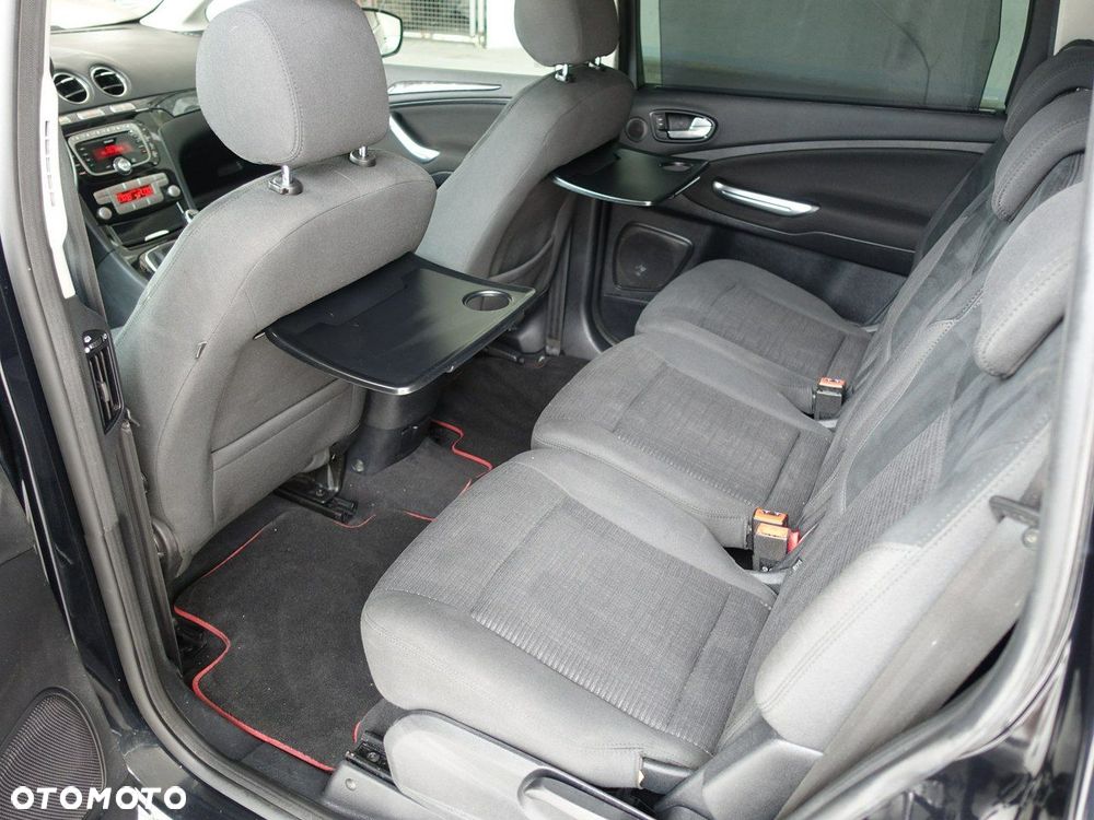 Ford Galaxy 2.0 Platinium X (Ghia) - 17