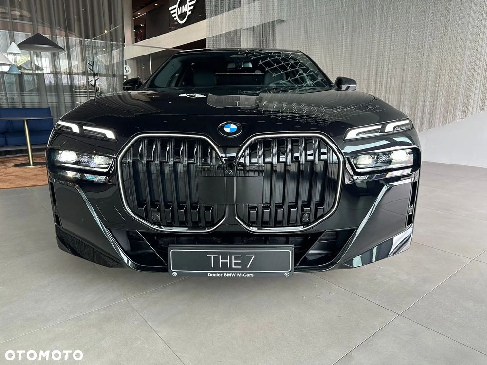 BMW Seria 7 740d xDrive mHEV sport - 10