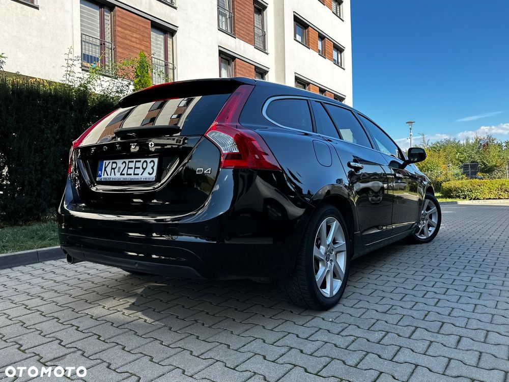 Volvo V60 D4 - 8