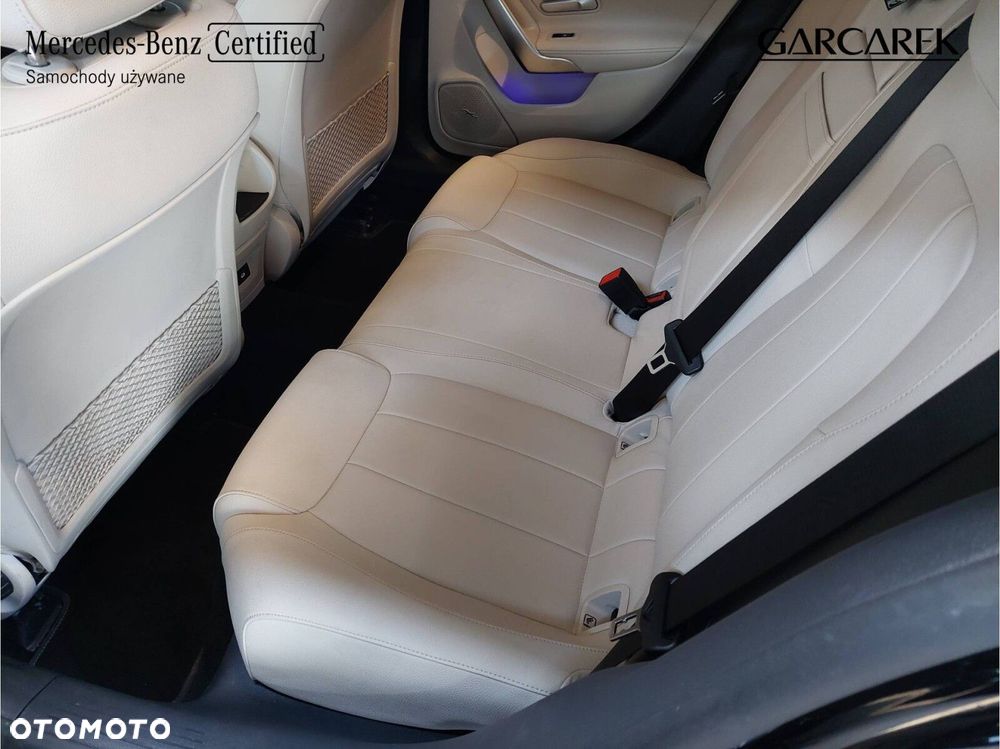 Mercedes-Benz CLA 200 d Progressive 8G-DCT - 14