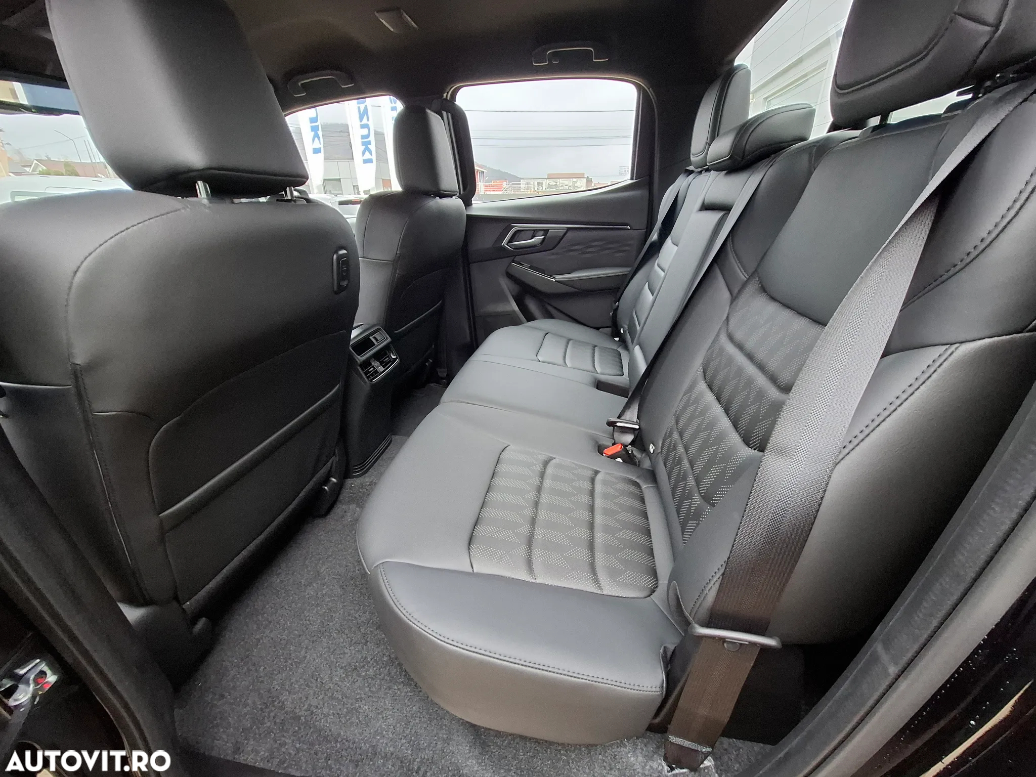 Isuzu D-Max 1.9 DSL 4x4 Double Cab AT Executive - 11