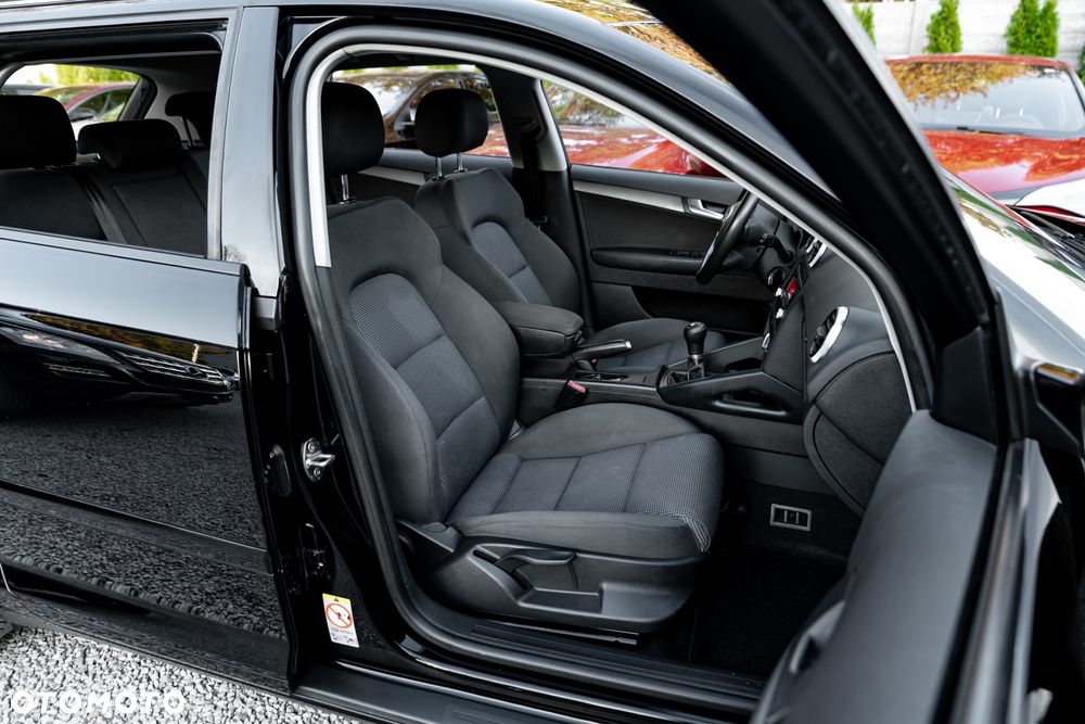 Audi A3 Sportback 1.6 Attraction - 24