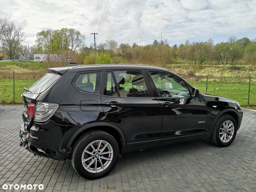 BMW X3 sDrive18d - 14