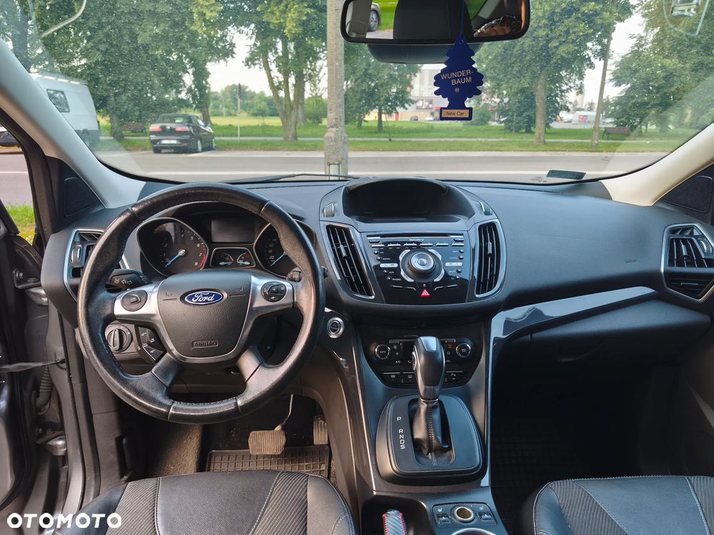 Ford Kuga 1.6 EcoBoost 4WD Titanium - 6