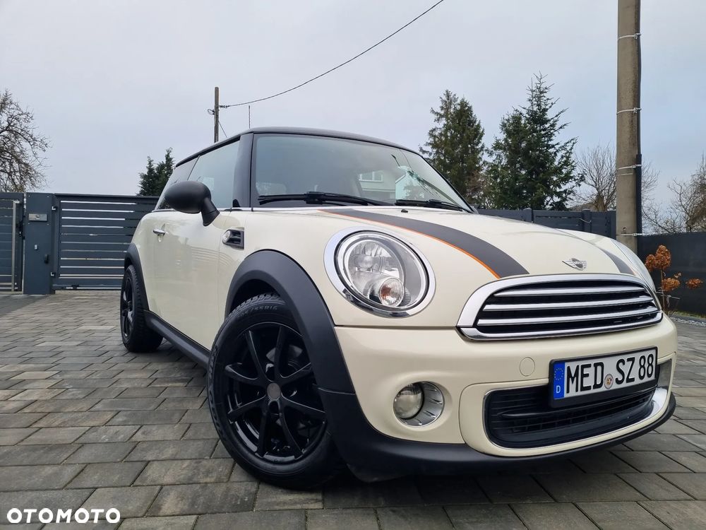 MINI ONE Brick Lane - 1