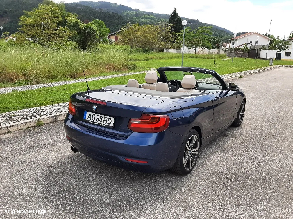 BMW 220 d Cabrio Advantage - 4