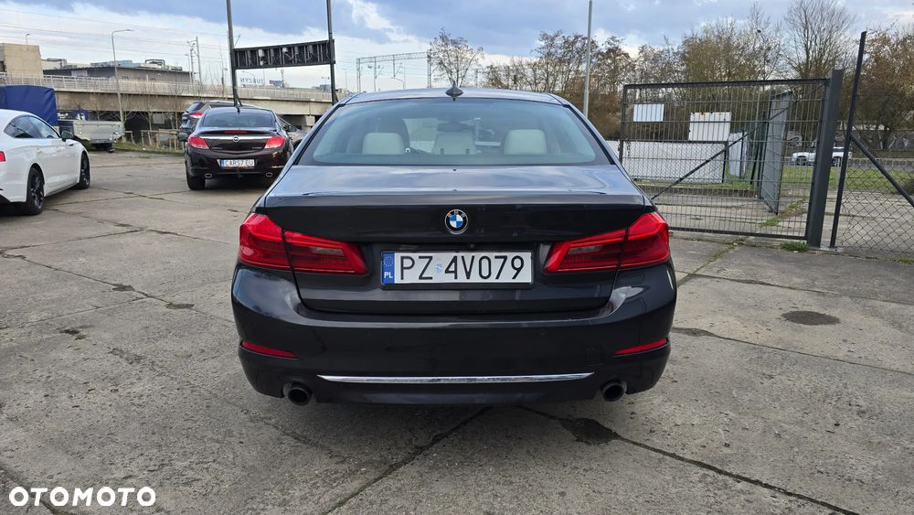 BMW Seria 5 530i Luxury Line - 7