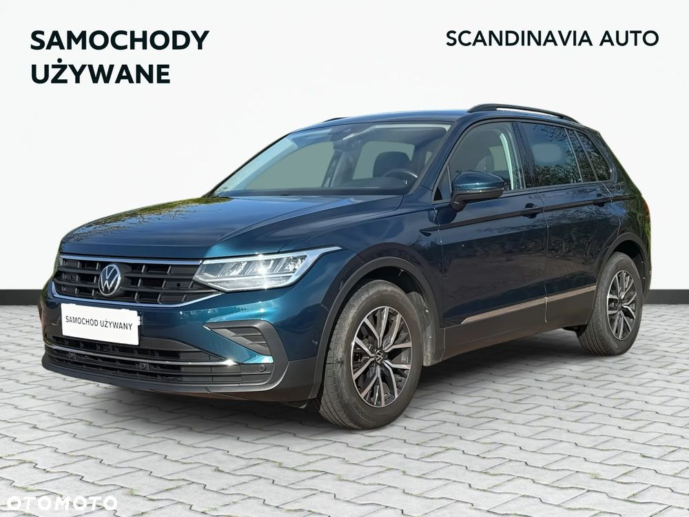 Volkswagen Tiguan - 1