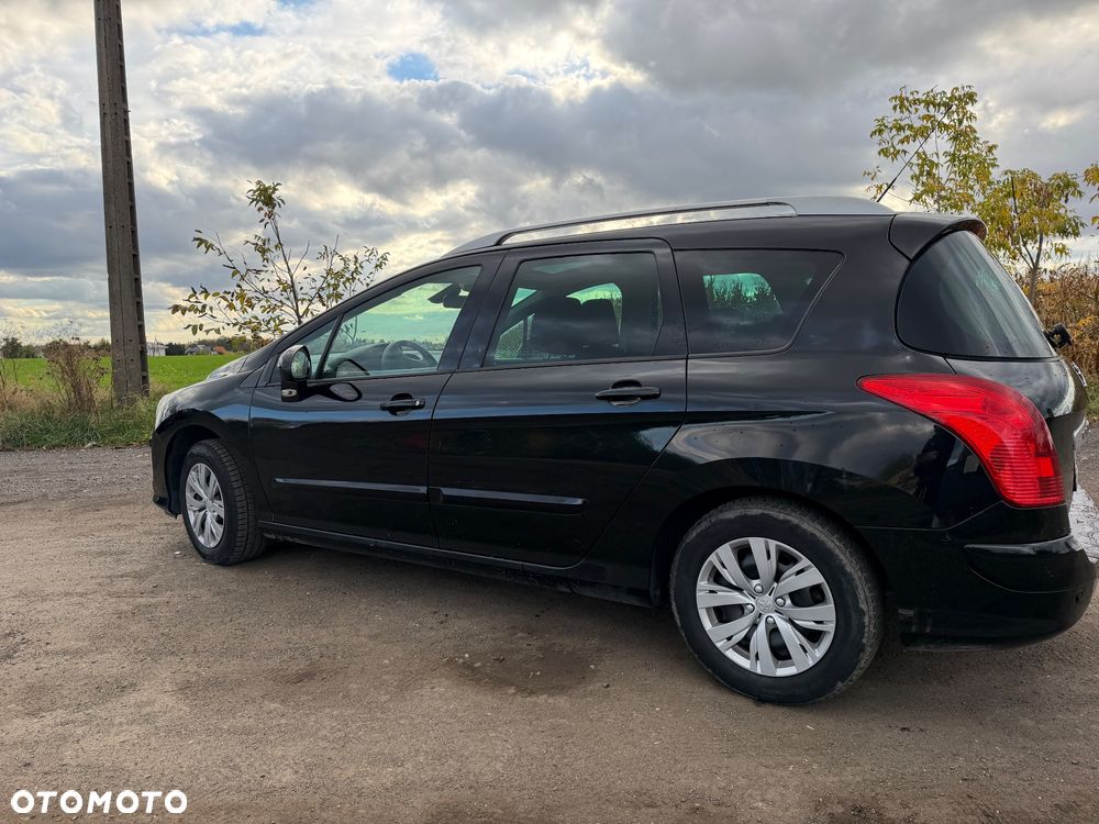 Peugeot 308 2010 photo 4