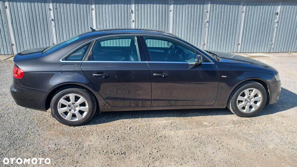 Audi A4 Limousine 2.0 TDI - 8
