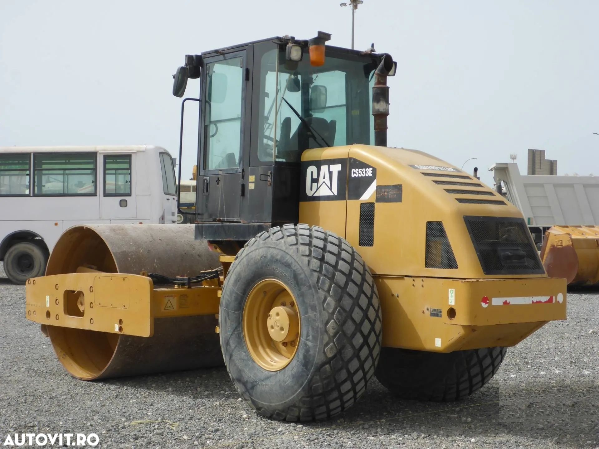 Caterpillar CS 533 E Cilindru compactor - 1