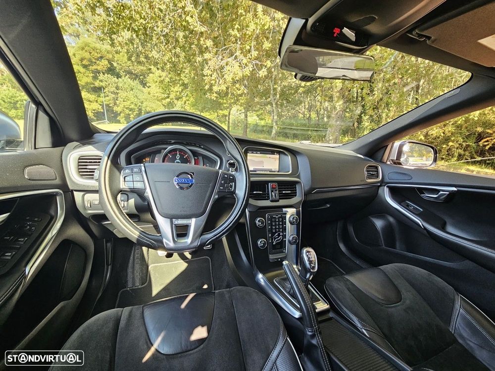 Volvo V40 1.6 D2 R-Design Momentum - 22