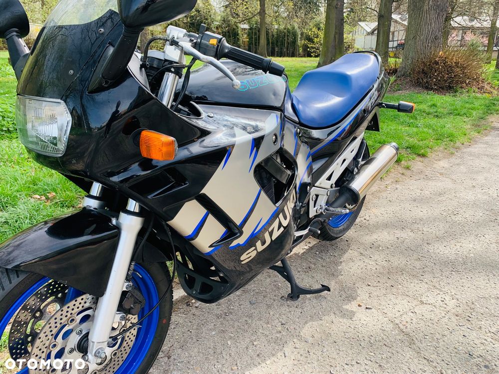 Suzuki GSX - 8