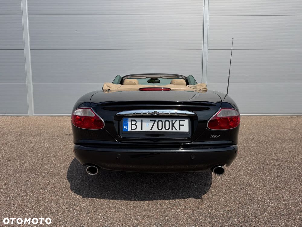 Jaguar XK8 4.0 - 11
