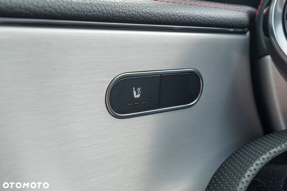 Mercedes-Benz CLA 250 e PHEV AMG Line 8G-DCT - 34