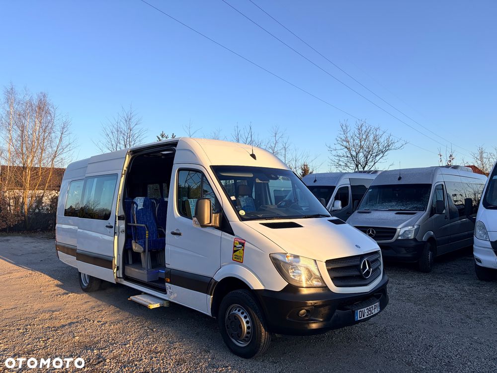 Mercedes-Benz 513 - 13