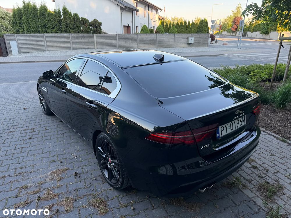 Jaguar XE 2.0 D200 mHEV AWD R-Dynamic S - 22