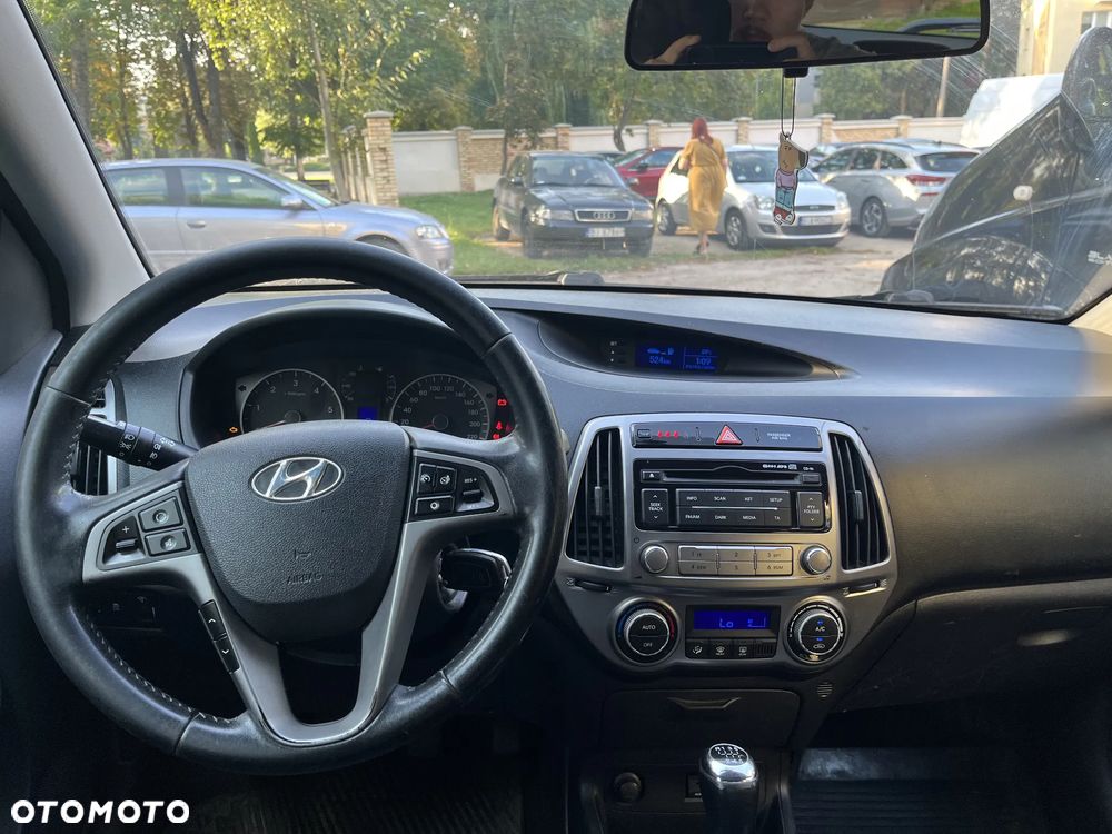 Hyundai i20 1.1 CRDi Style - 16