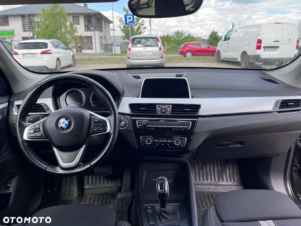 BMW X1 sDrive18d - 9