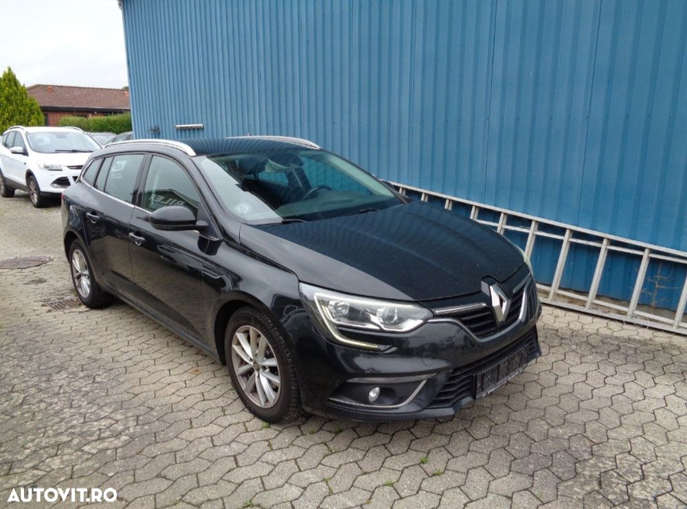 Renault Megane 2017 photo 2