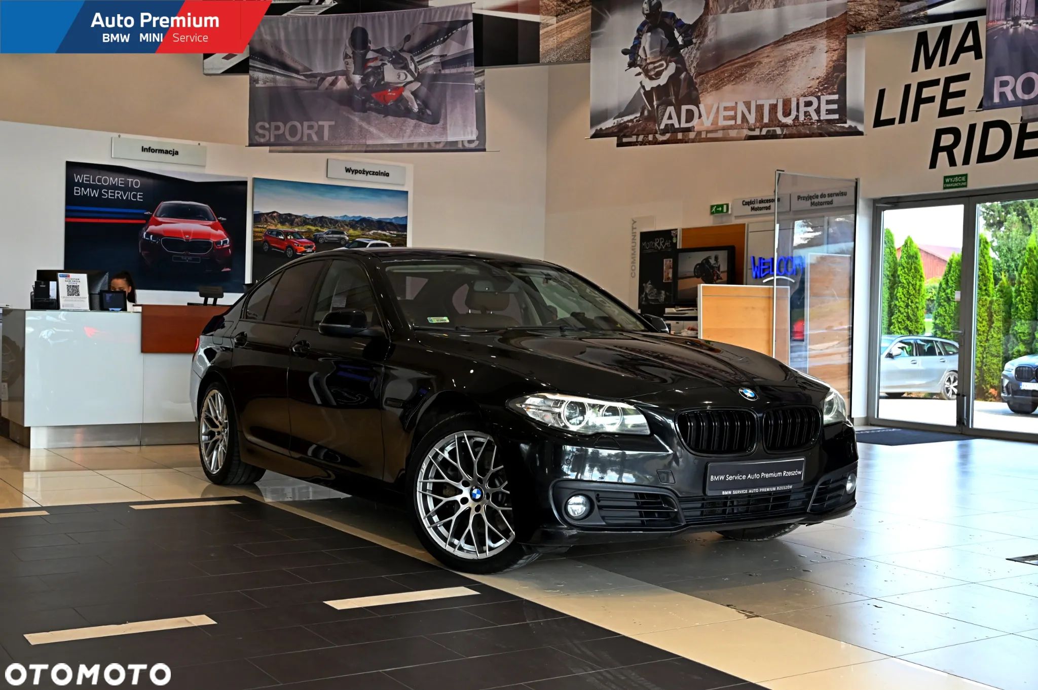 BMW Seria 5 525d xDrive Luxury Line - 1