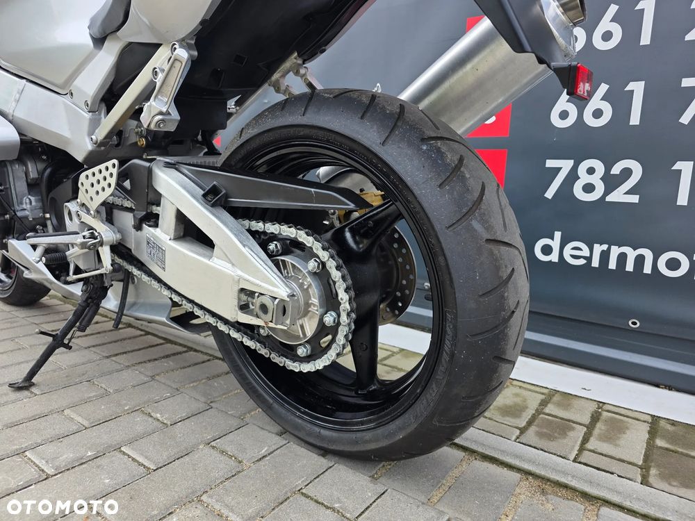 Honda CBR - 7