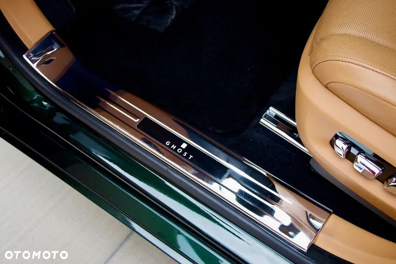Rolls-Royce Ghost Standard - 30
