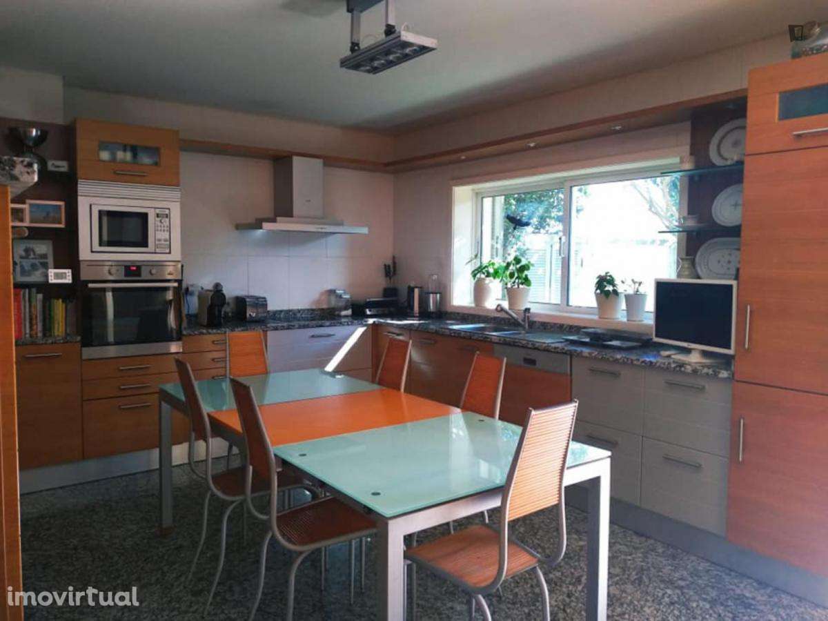 Quarto - localizado em Vila nova de gaia - Grande imagem: 5/13