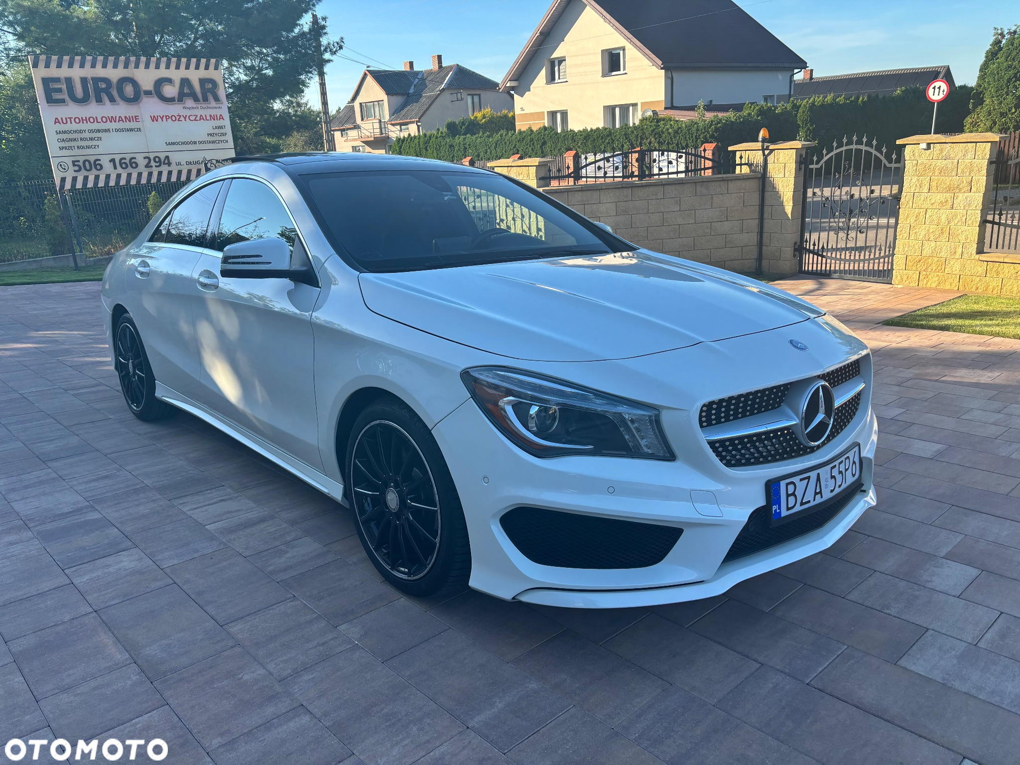 Mercedes-Benz CLA 250 7G-DCT AMG Line - 2