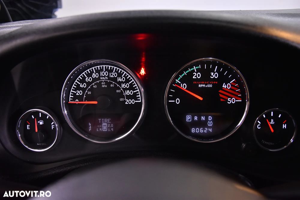 Jeep Wrangler - 10