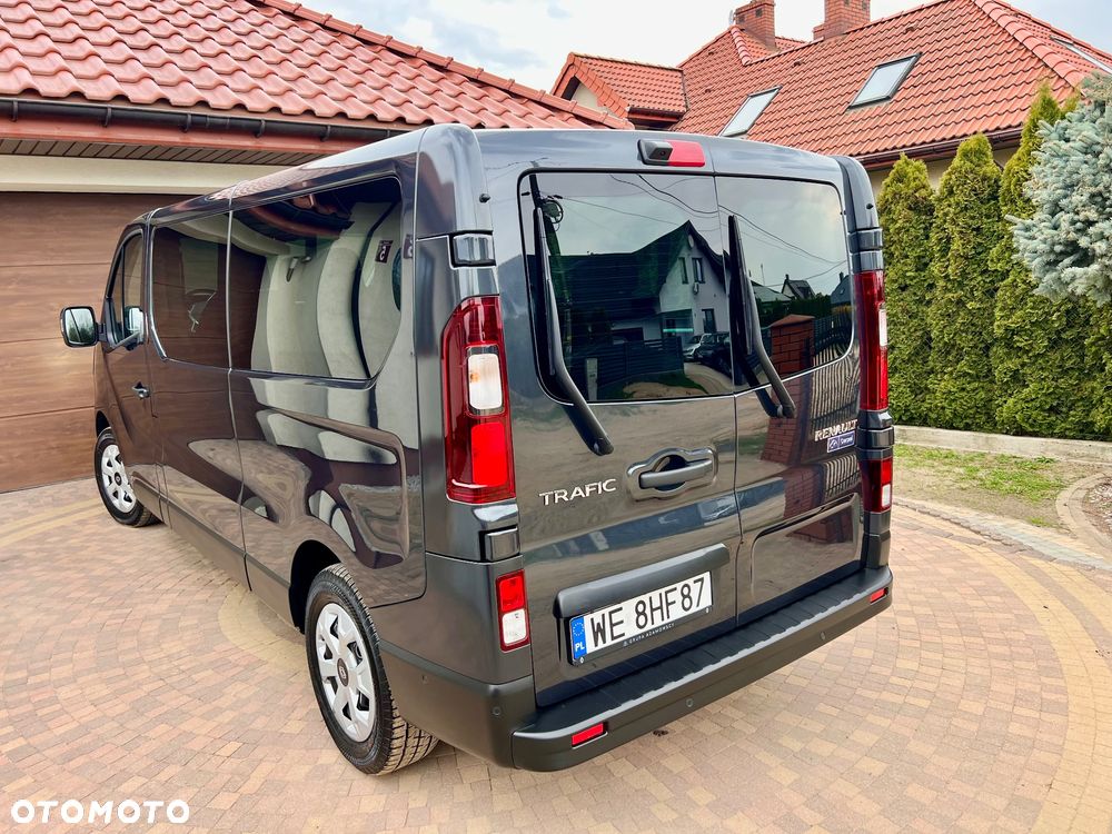 Renault Trafic 2.0 dCi EDC - 24