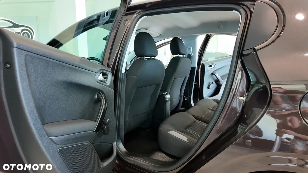 Peugeot 208 1.4 VTi Active - 30