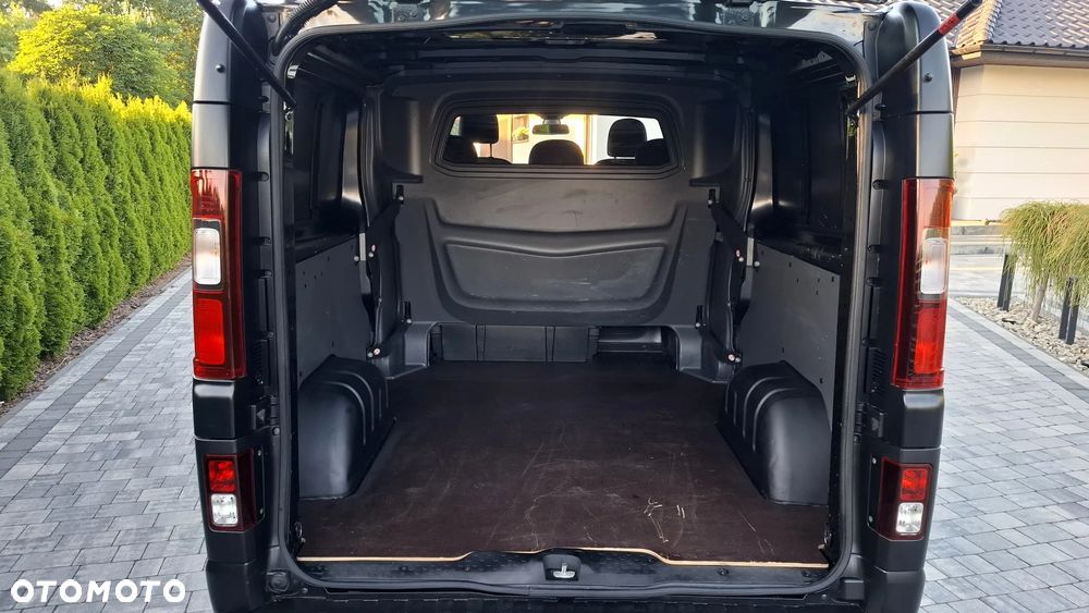 Renault TRAFIC - 12