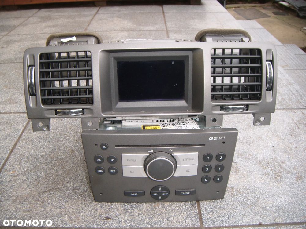 opel vectra c radio cd 30 z wyświetlaczem 13113145   13178765 - 1