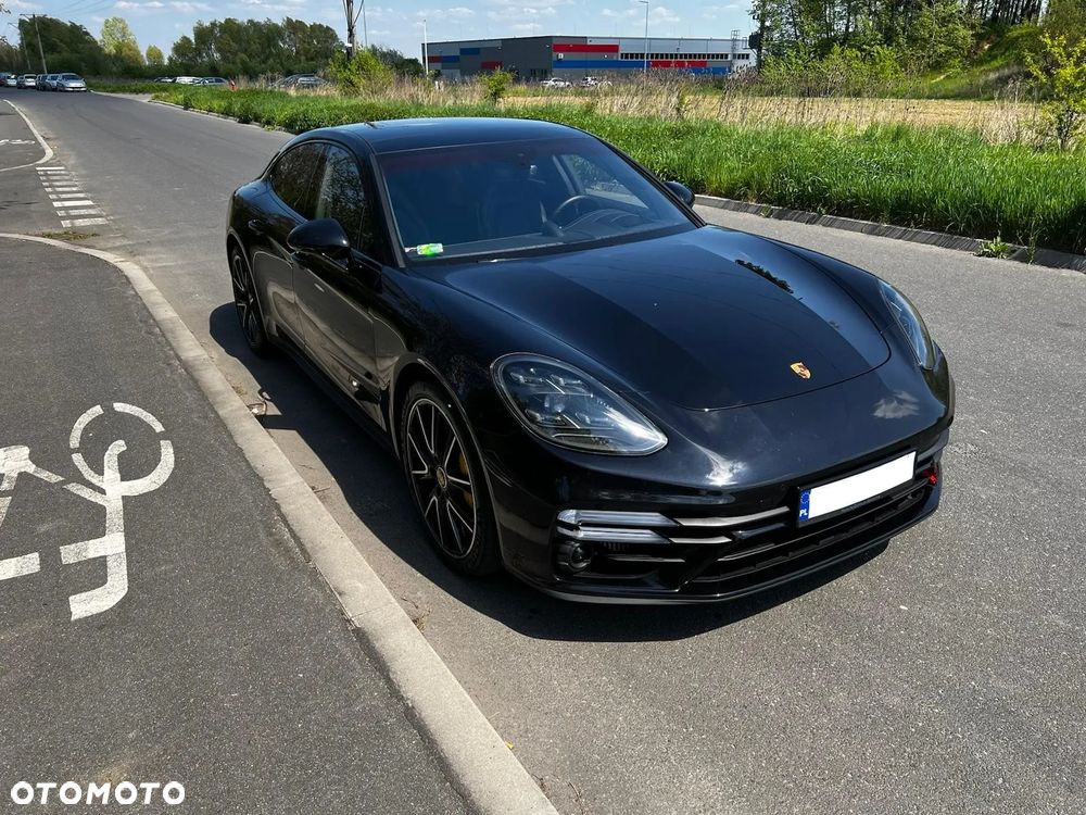 Porsche Panamera Turbo S - 6