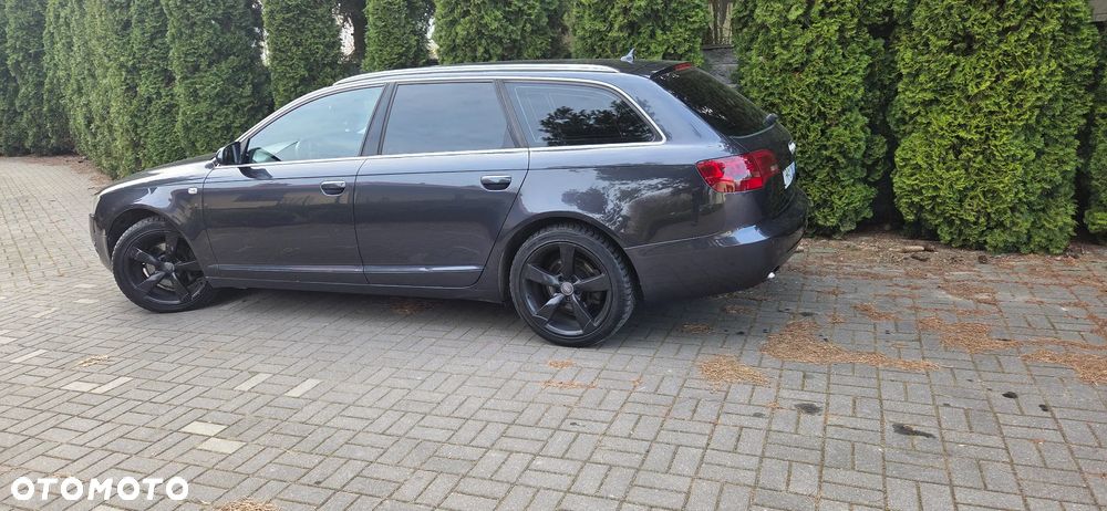Audi A6 Avant - 11