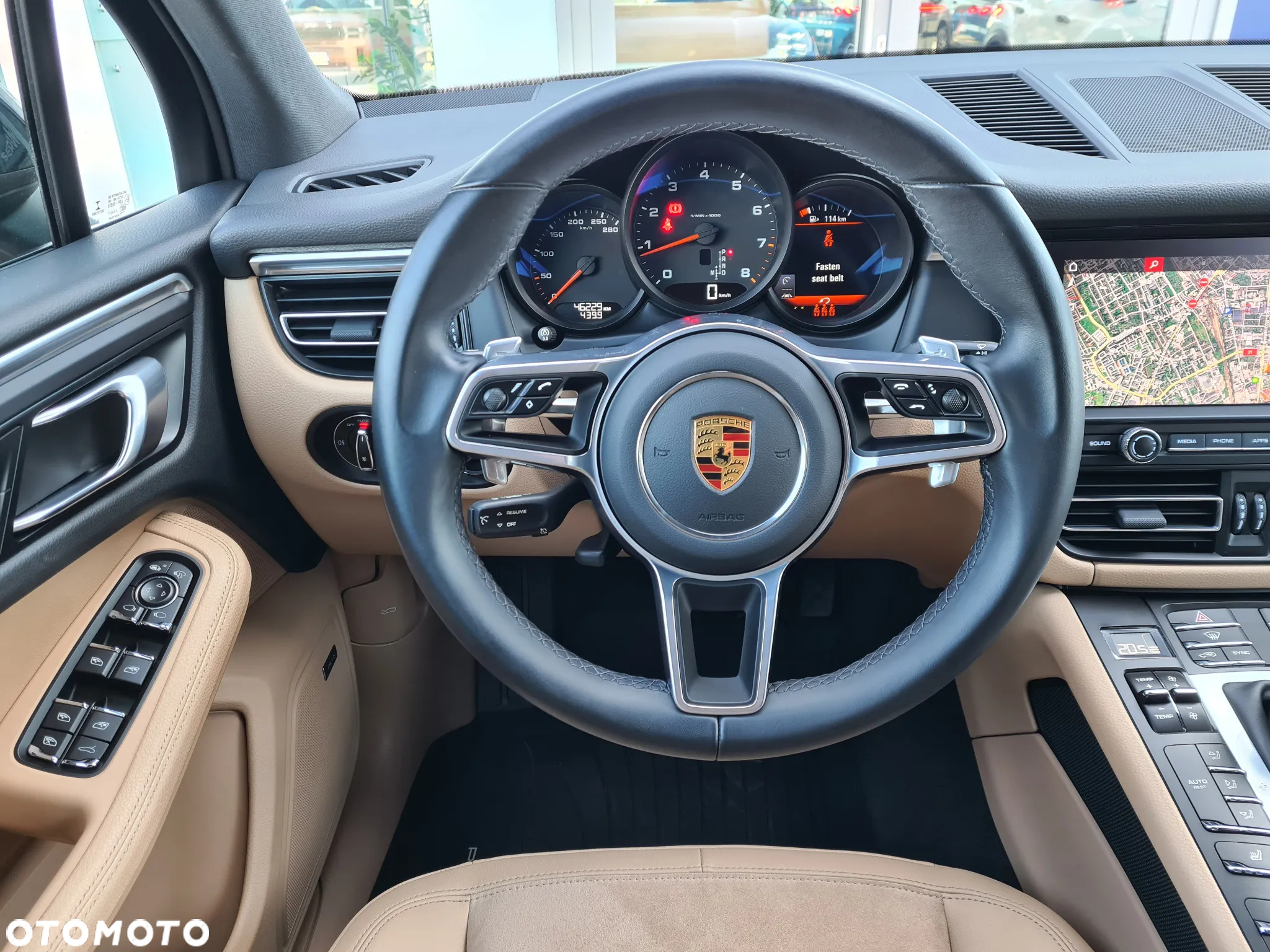 Porsche Macan Standard - 24