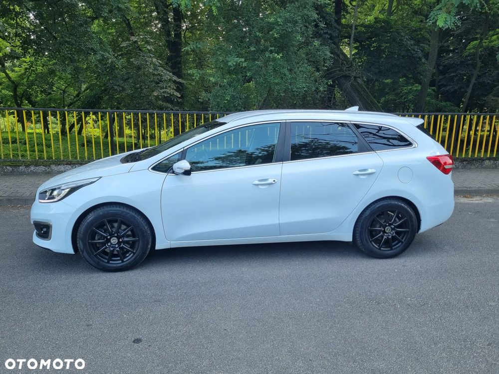 Kia Ceed 1.6 GDI Vision - 4