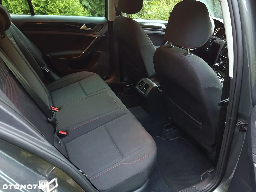 Volkswagen Golf 1.6 TDI (BlueMotion Technology) Comfortline - 8