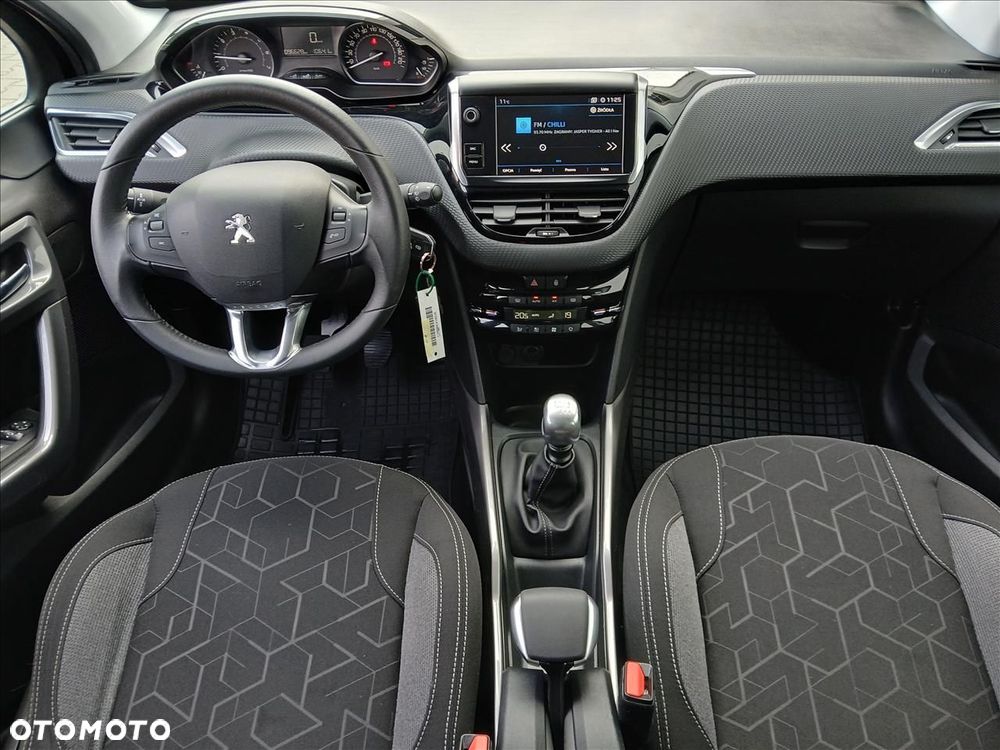 Peugeot 2008 1.2 Pure Tech Active - 8