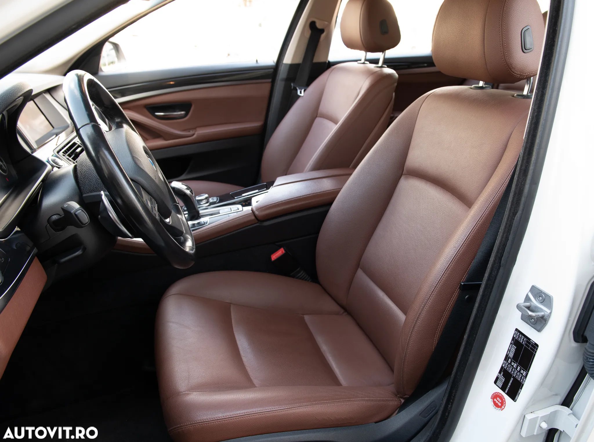 BMW Seria 5 525d Touring Aut. - 5
