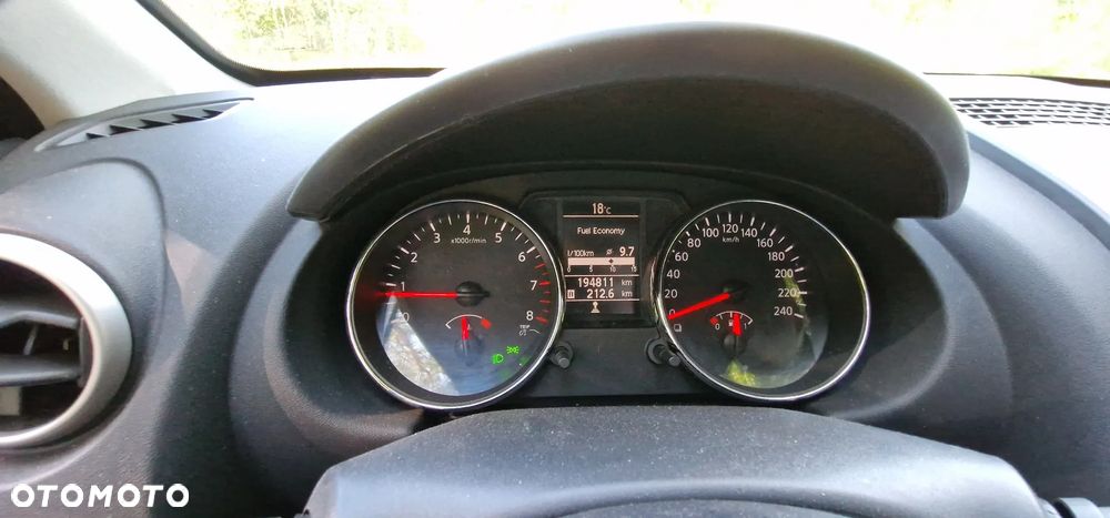 Nissan Qashqai 2.0 Tekna - 12