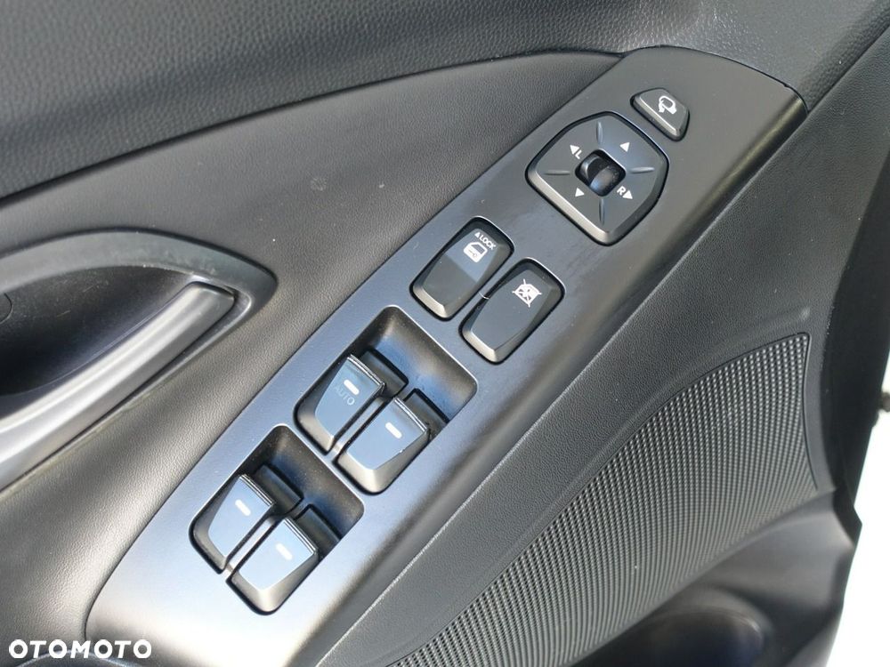 Hyundai ix35 - 16