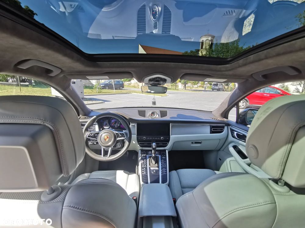 Porsche Macan Turbo - 13