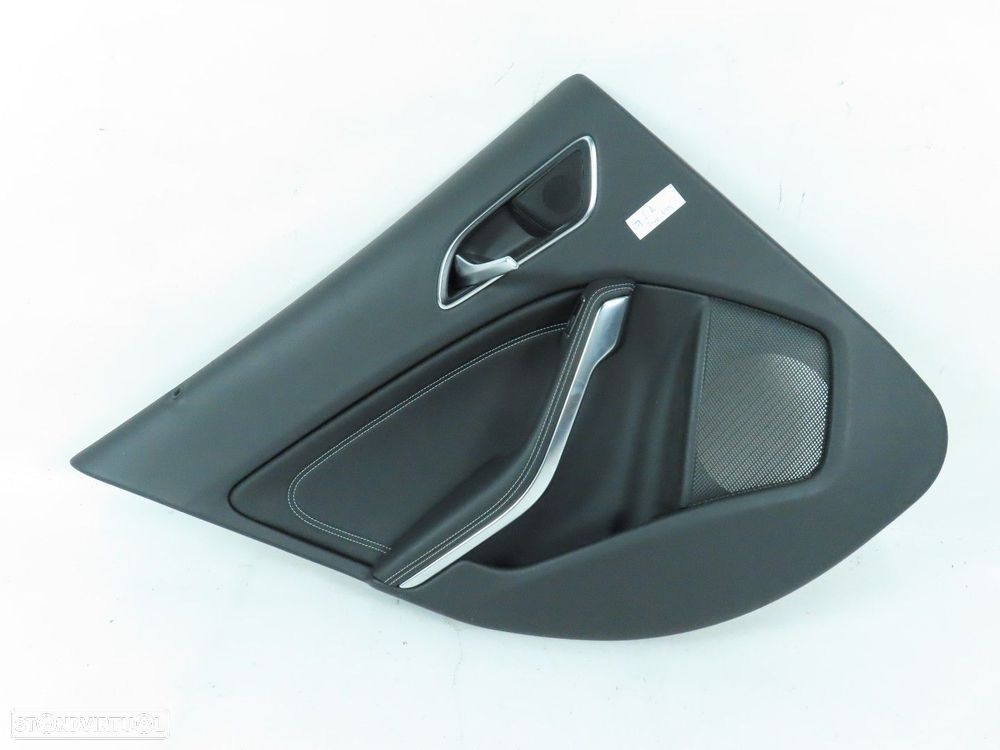 Forra da Porta Esquerdo/Trás Seminovo/ Original MERCEDES-BENZ GLA-CLASS (X156) - 1
